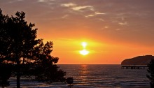 Romantischer Sonnenuntergang an der Ostsee auf Rügen